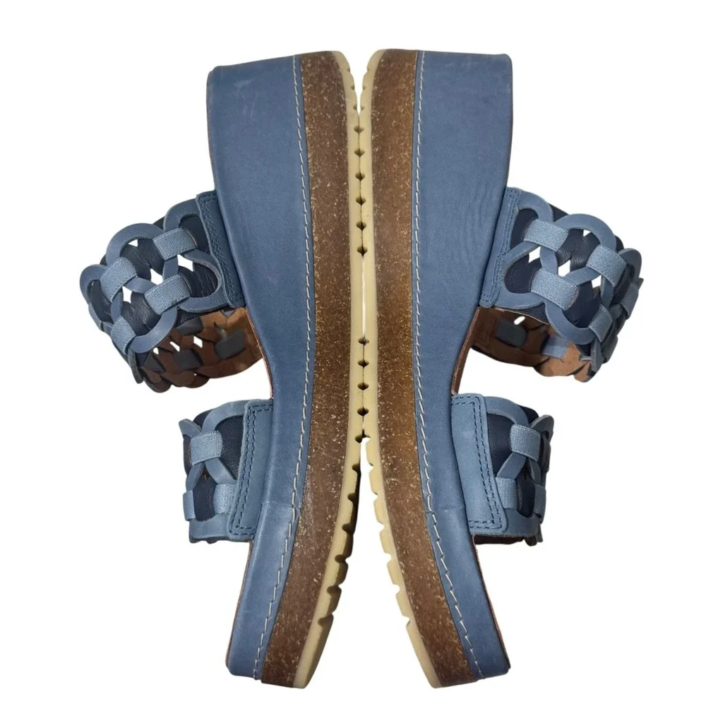 Clarks Kassanda Wedge Sandals Womens 9.5 Blue Woven Leather Slide Excellent
